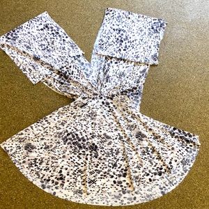 NWOT VS Multi way dress